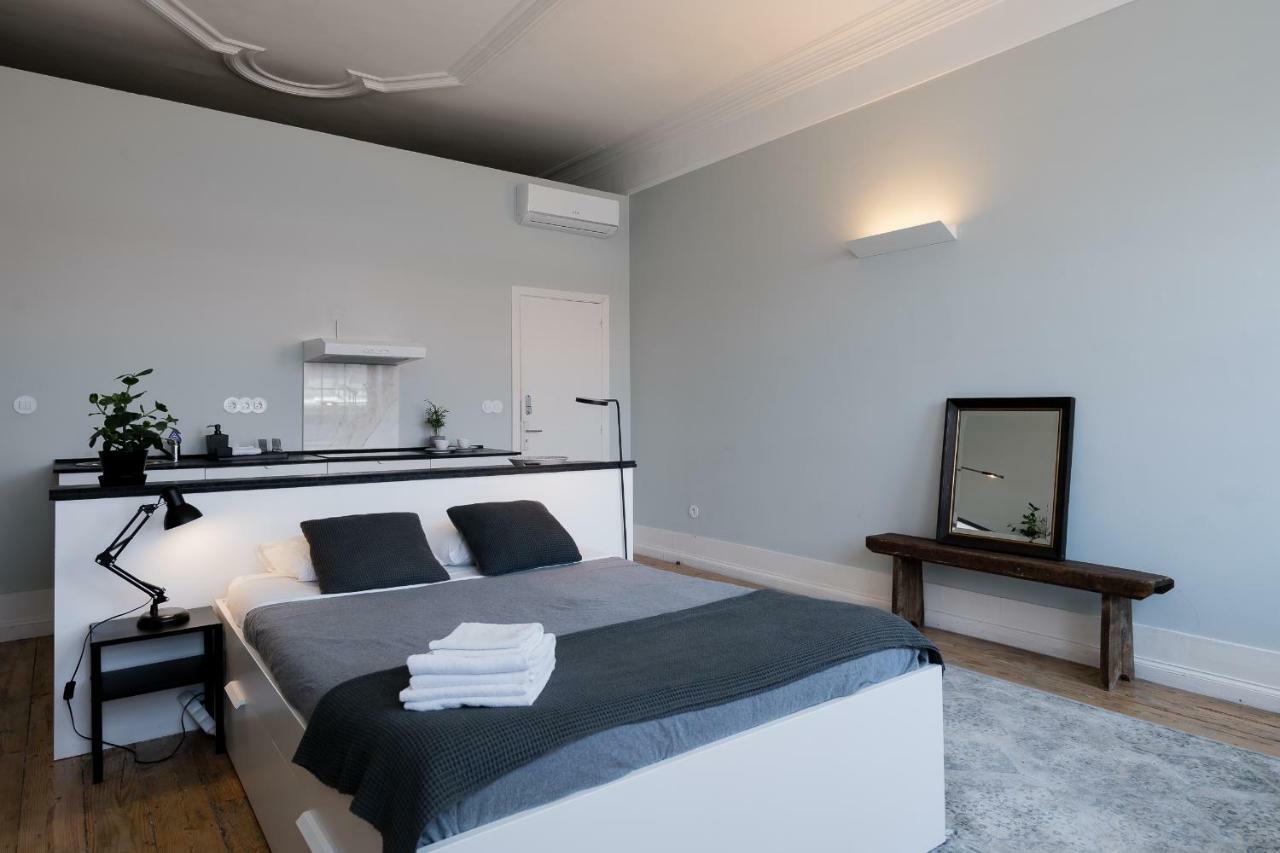 Baixa24 •P2R• Bright Apt In Vibrant Downtown 波尔图 外观 照片